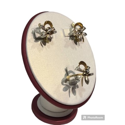 Кольцо с камнями бриллиант, золото 750 (18K), вес 3.95 г.