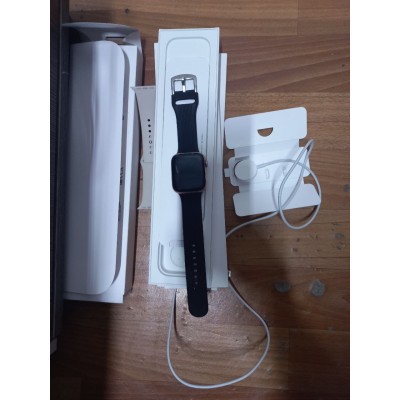 apple watch SE 44 mm