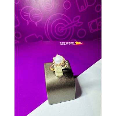 Кольцо с камнями, золото 585 (14K), вес 4.21 г.